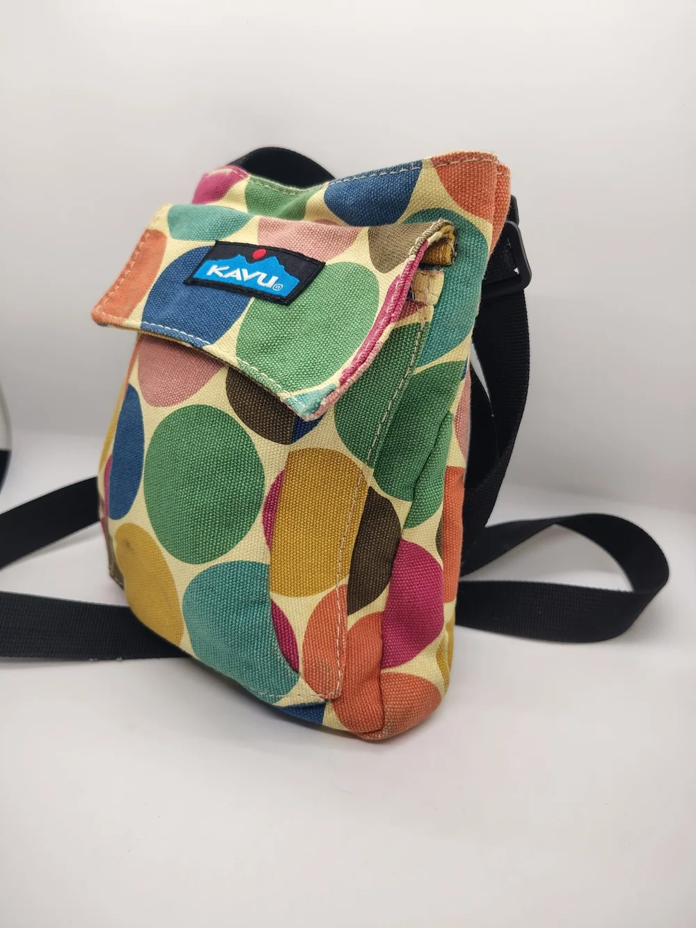 Kavu Colorful Dot Crossbody Bag - Multicolor Circles